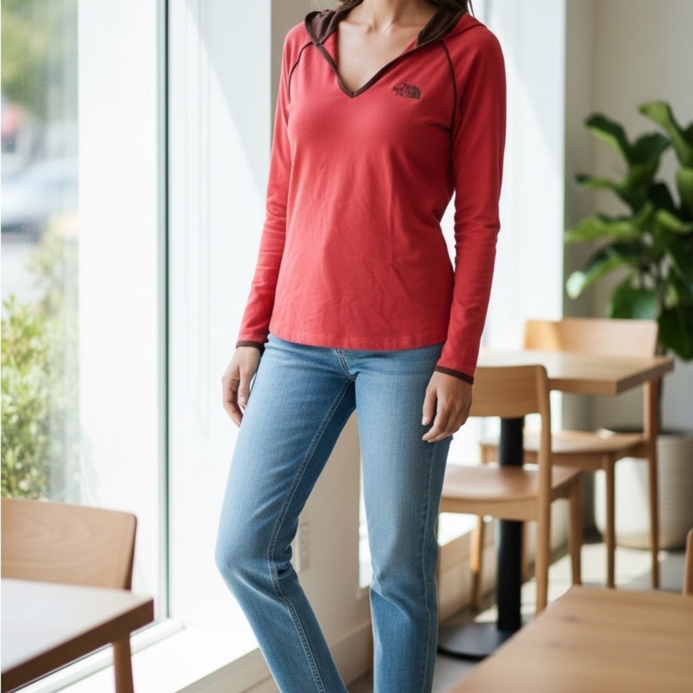 The North Face Women's Vibrant Red Hoodie - Picture 2 of 2